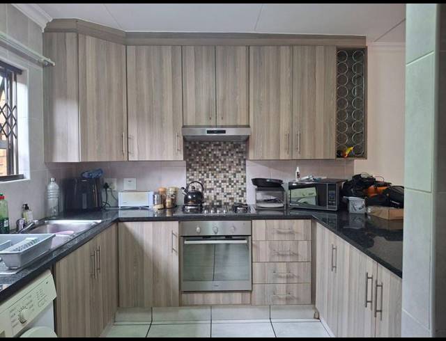 2 BEDROOM DUPLEX FOR SALE IN RYNFIELD